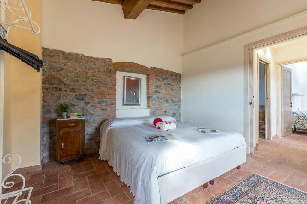 Relais Del Lago E Relais Del Monte Filettole Exterior photo