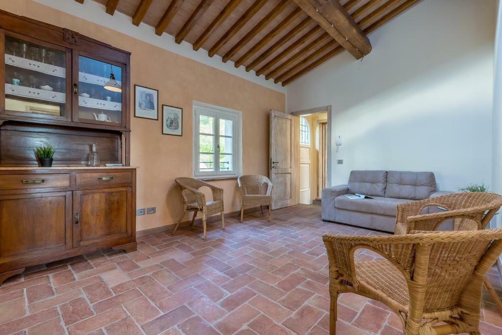 Relais Del Lago E Relais Del Monte Filettole Exterior photo